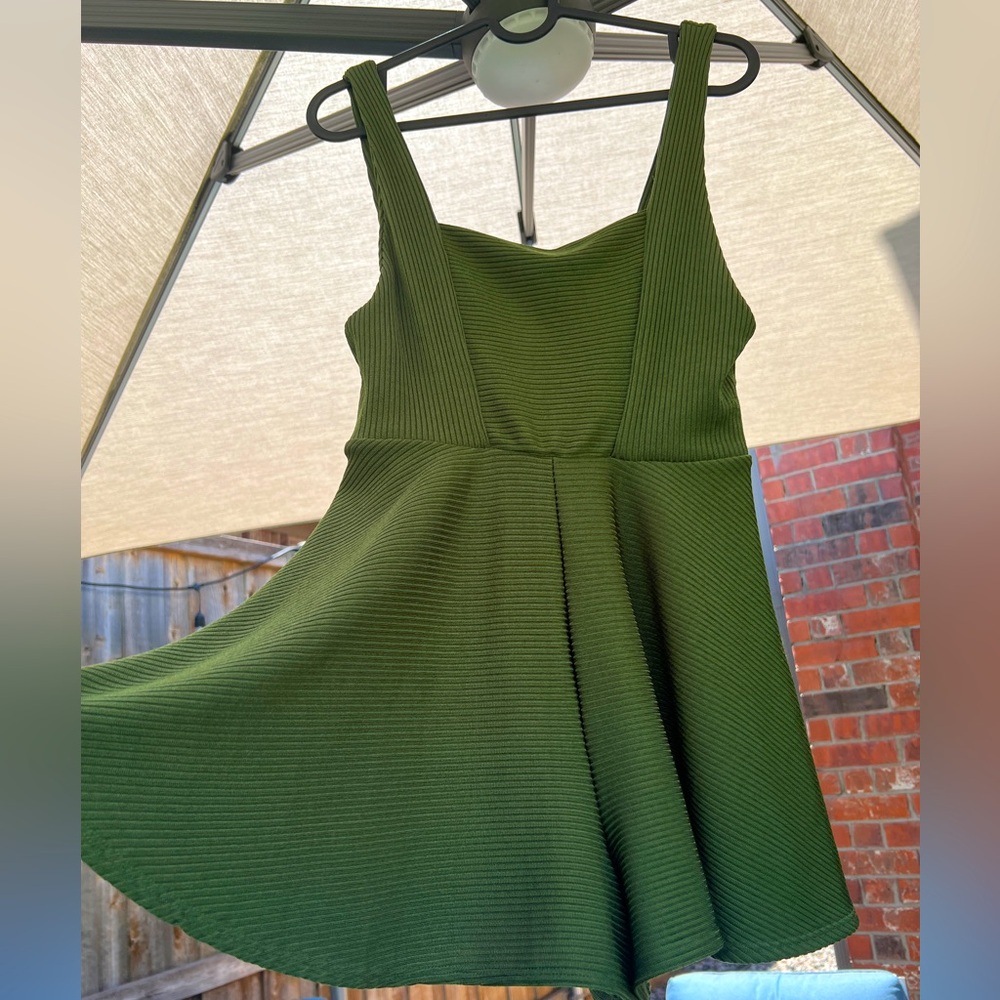 Cute Urban outfitters green jumper (small)